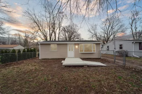 248 N 25th St, Springfield, MI 49037