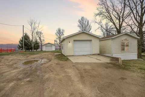 1202 Shawtown Rd, Burr Oak, MI 49030