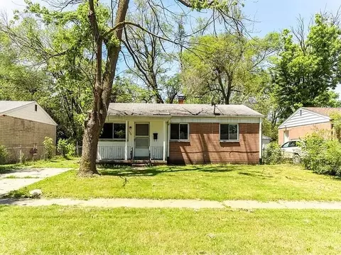 590 Calder Ave, Ypsilanti, MI 48198