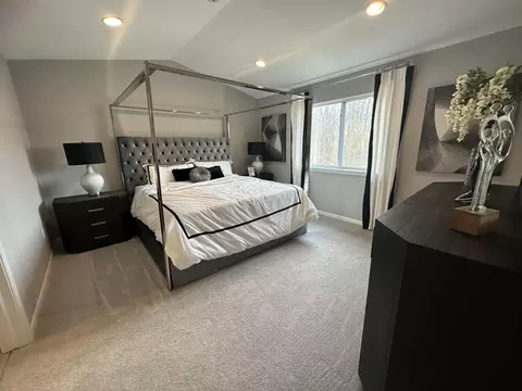 Bedroom - 38430 Summit Dr, Romulus, MI 48174 photo 1 of 3