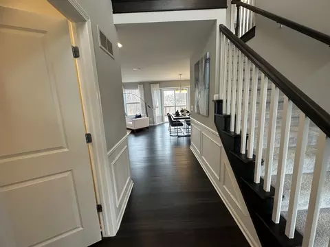 Entry Way - 38430 Summit Dr, Romulus, MI 48174 photo 4 of 6
