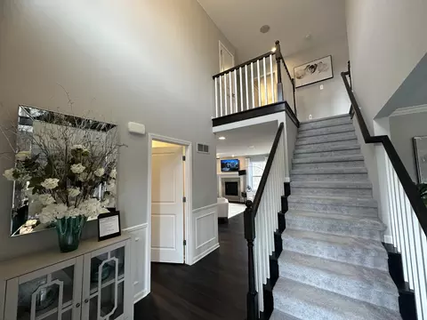 Entry Way - 38430 Summit Dr, Romulus, MI 48174 photo 5 of 6