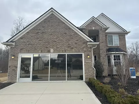 38430 Summit Dr, Romulus, MI 48174