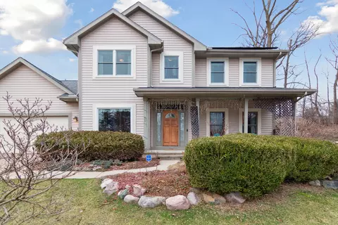 828 Dartmoor Rd, Ann Arbor, MI 48103
