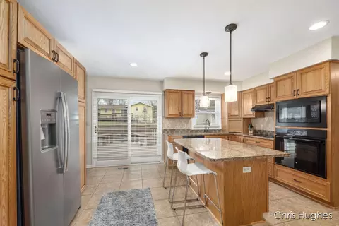 Kitchen - 6350 Dunbarton St SE, Ada, MI 49301 photo 2 of 4