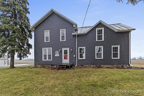 2206 Stage Rd, Ionia, MI 48846