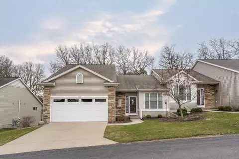 11136 Barnsley Rd, Lowell, MI 49331