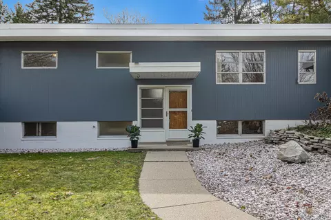 410 Brookside Dr, Ann Arbor, MI 48105