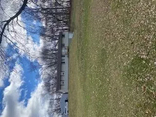 19769 Us-12, White Pigeon, MI 49099