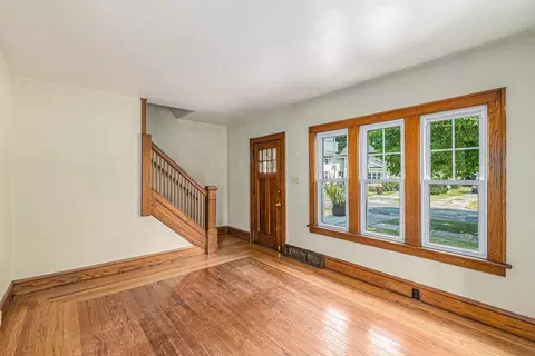 807 Union St, Jackson, MI 49203 photo 5