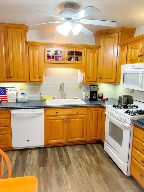 5609 Holly Dr, Jackson, MI 49201 photo 9