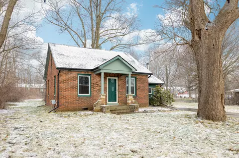 15411 Marilyn Ave, Plymouth, MI 48170