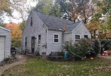 1706 Eckener Dr, Portage, MI 49002