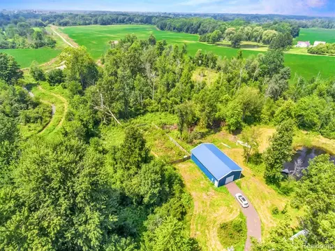 9385 Sharp Rd, Burlington, MI 48727 photo 2