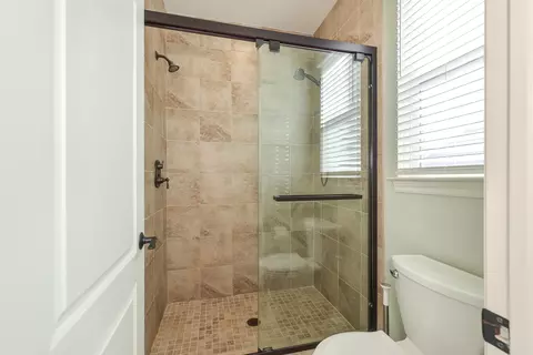 Bath - 5753 Libby Ct, Dexter, MI 48130 photo 4 of 7