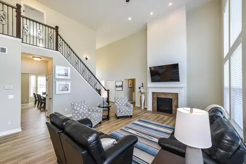 Living - 5753 Libby Ct, Dexter, MI 48130 photo 2 of 4