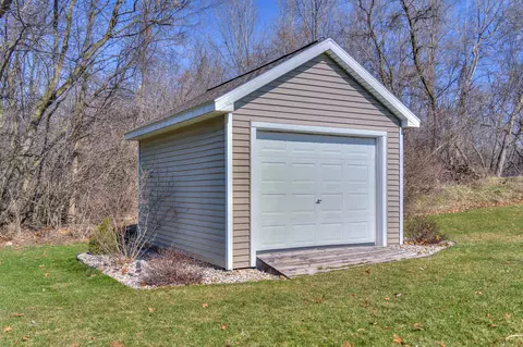 748 Pemberton Ln, Jackson, MI 49203 photo 32