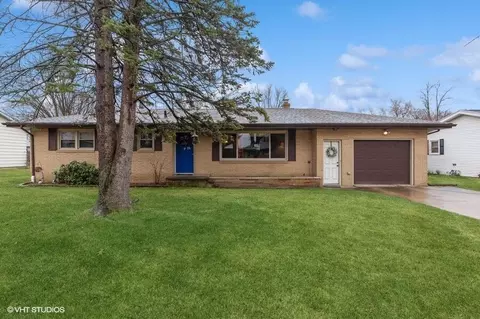 2776 N Trail Ln, St. Joseph, MI 49085