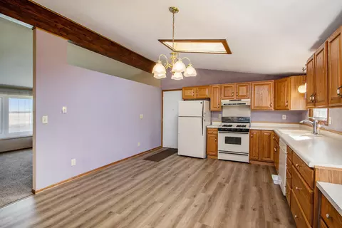 317 W Maple St, Climax, MI 49034 photo 6