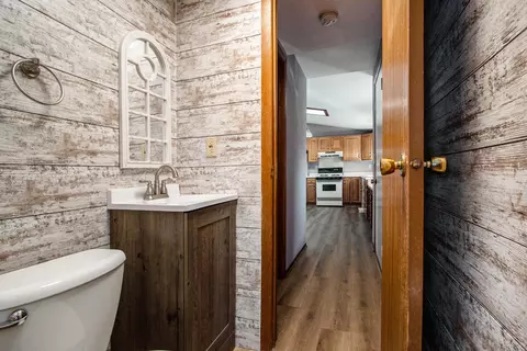 317 W Maple St, Climax, MI 49034 photo 9