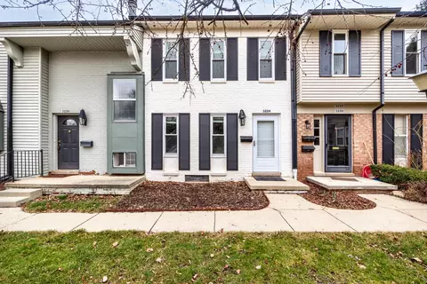 3224 Bolgos Cir, Ann Arbor, MI 48105