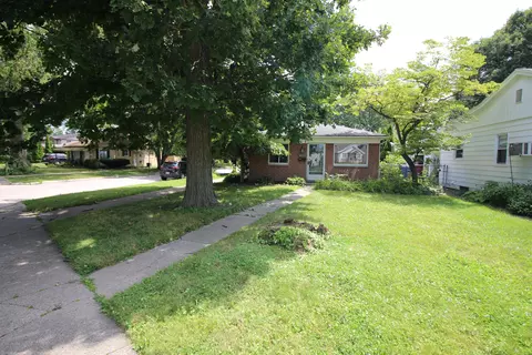 18203 Colgate St, Dearborn Heights, MI 48125