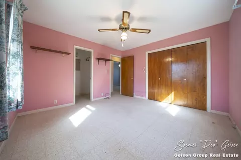 Bedroom - 11185 E Colby Rd, Crystal, MI 48818 photo 2 of 2