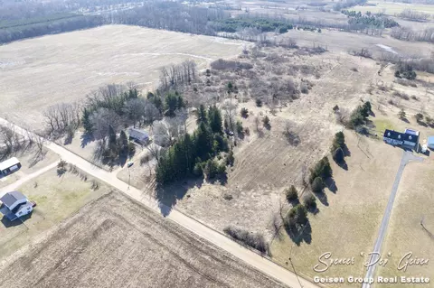 View/Area - 11185 E Colby Rd, Crystal, MI 48818 photo 3 of 7