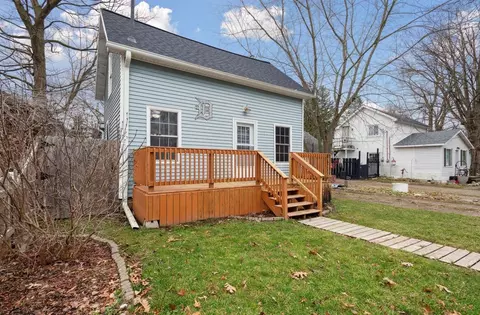 114 E Grove St, Parma, MI 49269 photo 3