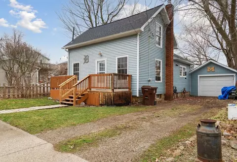 114 E Grove St, Parma, MI 49269 photo 2
