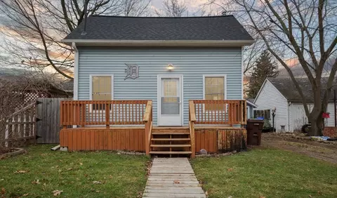 114 E Grove St, Parma, MI 49269