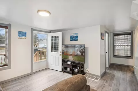 114 E Grove St, Parma, MI 49269 photo 6