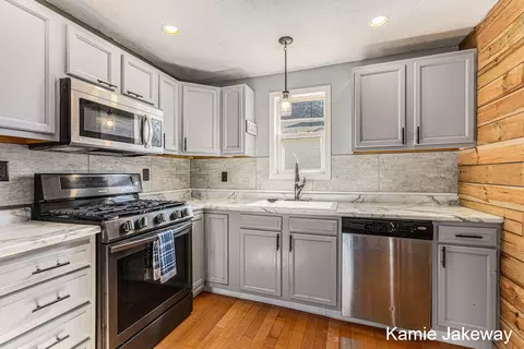 417 River St, Belding, MI 48809 photo 10
