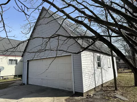 Exterior - 615 Seventh St, Baldwin, MI 49304 photo 7 of 10