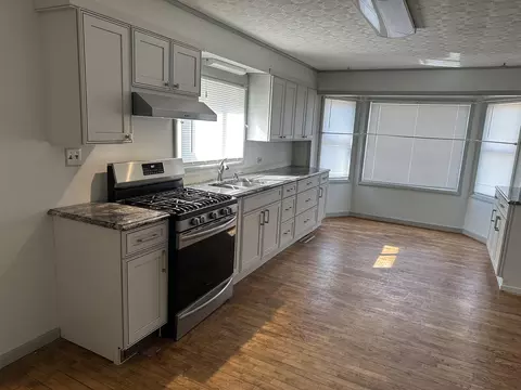 Kitchen - 615 Seventh St, Baldwin, MI 49304 photo 3 of 10