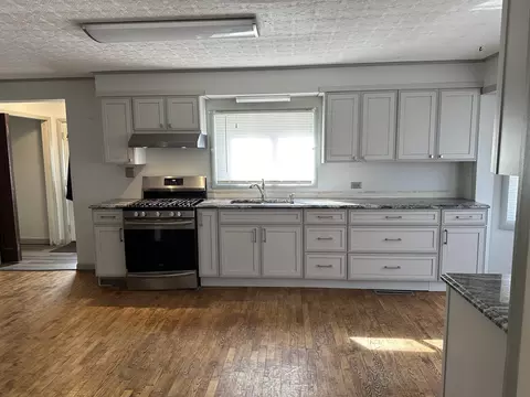 Kitchen - 615 Seventh St, Baldwin, MI 49304 photo 10 of 10