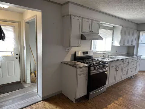 Kitchen - 615 Seventh St, Baldwin, MI 49304 photo 1 of 10