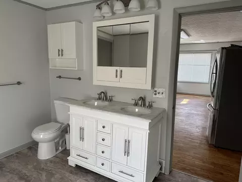 Bath - 615 Seventh St, Baldwin, MI 49304 photo 1 of 7