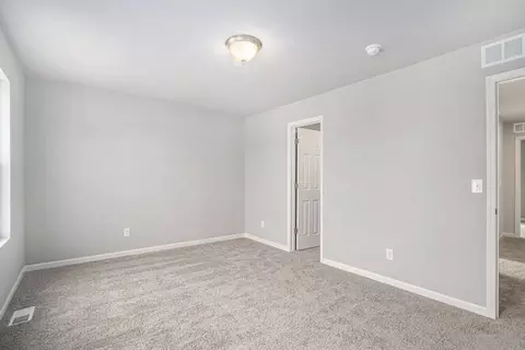 Bedroom - 613 Oklahoma Dr, Three Rivers, MI 49093 photo 2 of 6