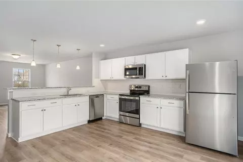 Kitchen - 613 Oklahoma Dr, Three Rivers, MI 49093 photo 1 of 5