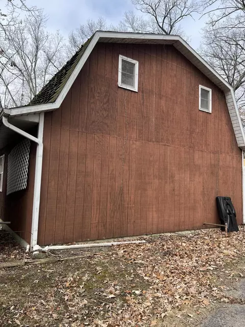 747 Waterfront Dr, Coldwater, MI 49036 photo 2