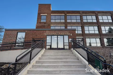 533 Columbia Ave #201-203, Holland, MI 49423