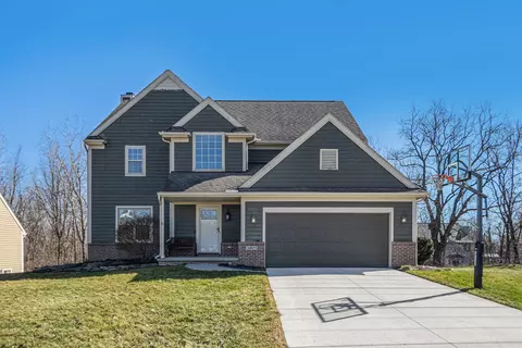 3871 Highlander Way E, Ann Arbor, MI 48108