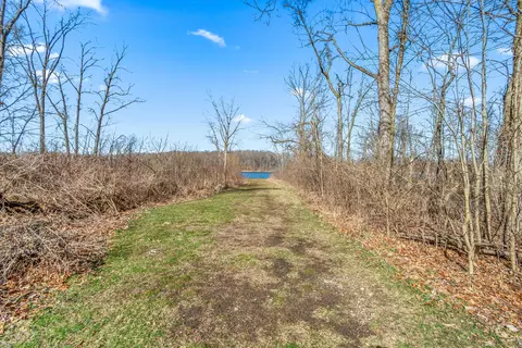 Exterior - 384 Francine Dr, Tekonsha, MI 49092 photo 14 of 16