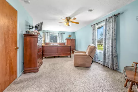 Bedroom - 384 Francine Dr, Tekonsha, MI 49092 photo 1 of 3
