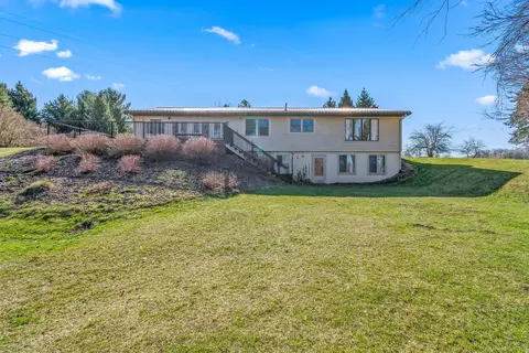Exterior - 384 Francine Dr, Tekonsha, MI 49092 photo 10 of 16