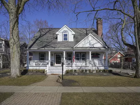1064 William St, Plymouth, MI 48170