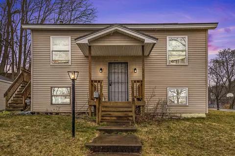 524 Charlotte Ave, Kalamazoo, MI 49048