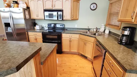 Kitchen - 1660 Beaver Rd, Bitely, MI 49309 photo 6 of 8