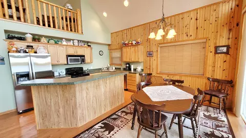 Kitchen - 1660 Beaver Rd, Bitely, MI 49309 photo 5 of 8